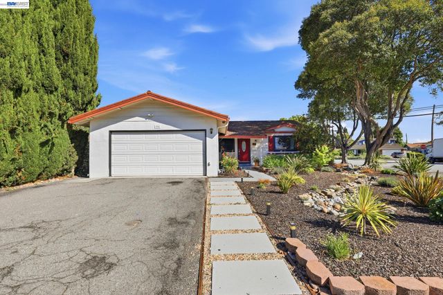 894 Orkney Ave, Santa Clara, CA 95054