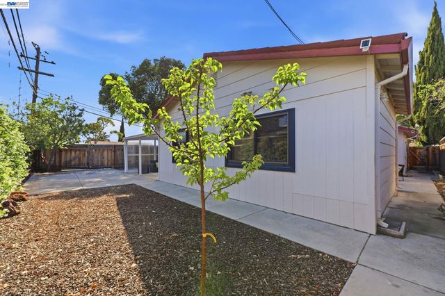 894 Orkney Ave, Santa Clara, CA 95054