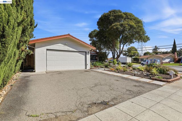 894 Orkney Ave, Santa Clara, CA 95054