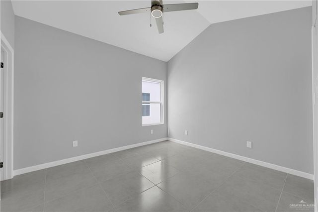 700 Oriole Road 4, Weslaco, TX 78596