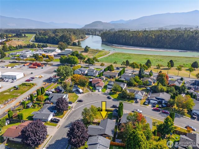 1316 Crystal Lane, Burlington, WA 98233