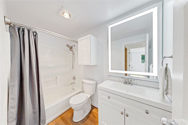 1316 Crystal Lane, Burlington, WA 98233