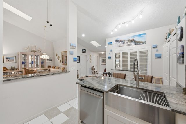 180 Par Drive, Royal Palm Beach, FL 33411