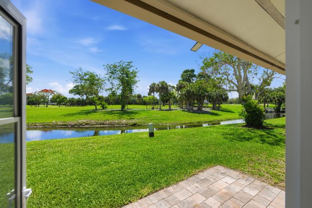 180 Par Drive, Royal Palm Beach, FL 33411