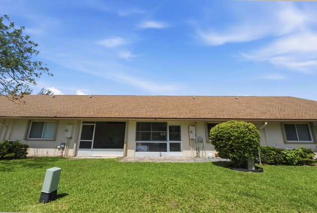 180 Par Drive, Royal Palm Beach, FL 33411