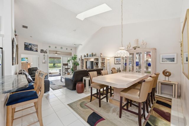 180 Par Drive, Royal Palm Beach, FL 33411