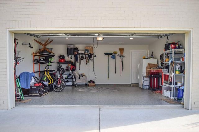 76 Popcorn Cir, Dothan, AL 36301