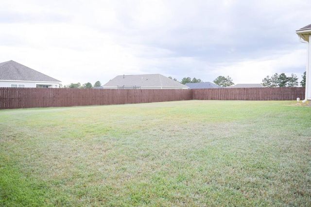76 Popcorn Cir, Dothan, AL 36301