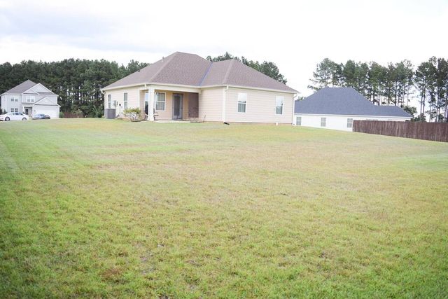 76 Popcorn Cir, Dothan, AL 36301