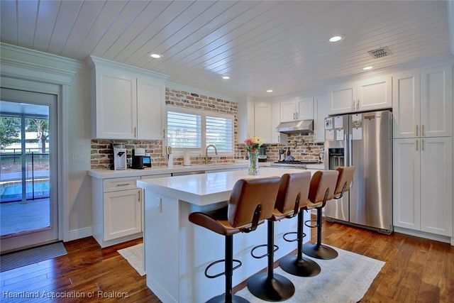 1381 Talbott Circle, Avon Park, FL 33825