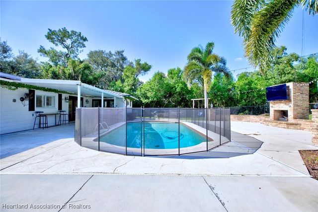 1381 Talbott Circle, Avon Park, FL 33825