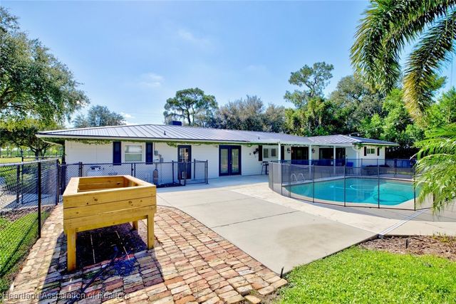 1381 Talbott Circle, Avon Park, FL 33825