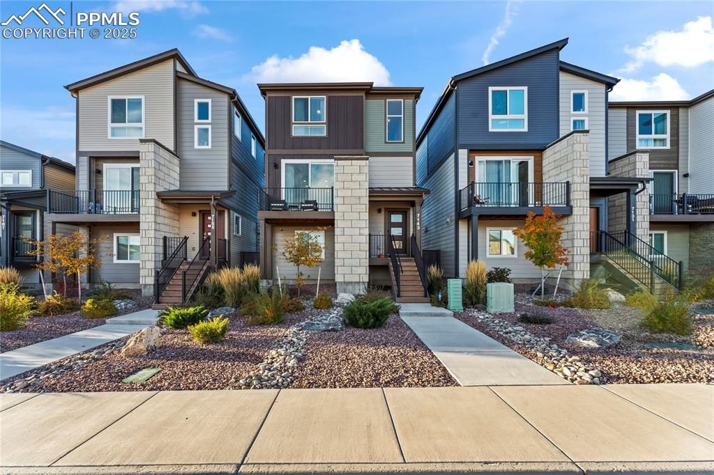 7143 Hunter Jumper Drive, Colorado Springs, CO 80922