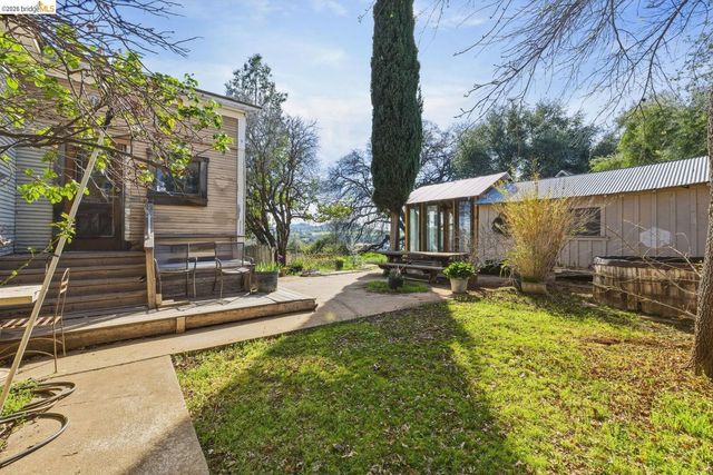 16129 Jacksonville RD, Jamestown, CA 95327