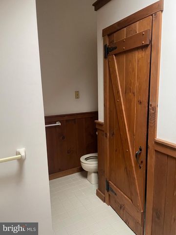 506 HEMLOCK LN, Lebanon, PA 17042