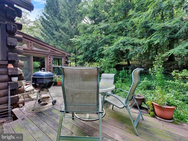 506 HEMLOCK LN, Lebanon, PA 17042