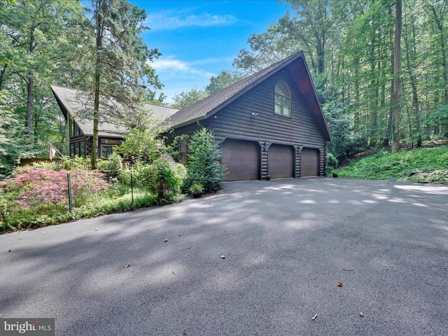 506 HEMLOCK LN, Lebanon, PA 17042