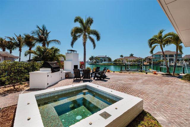 5408 PALI WAY, St Pete Beach, FL 33706