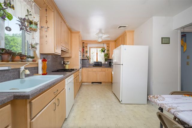 76 Phillips Street, Beacon, NY 12508