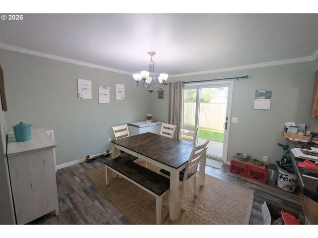 202 Ne RIFLE RANGE St 6, Roseburg, OR 97470