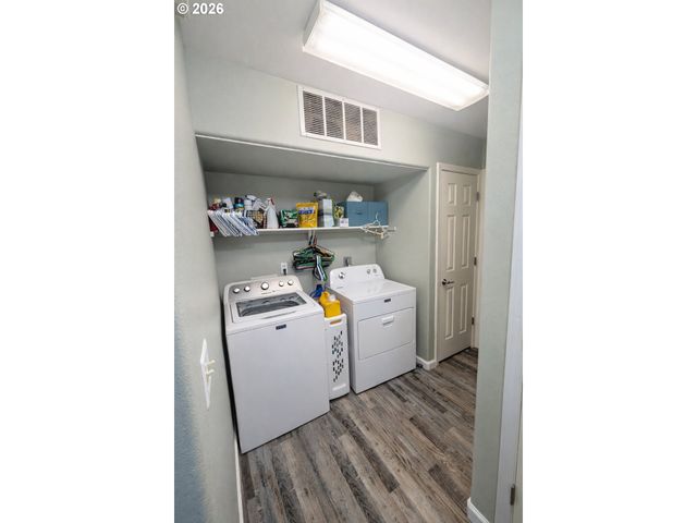 202 Ne RIFLE RANGE St 6, Roseburg, OR 97470