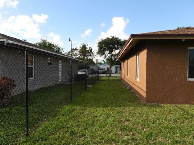 2764 NW 1st Court, Pompano Beach, FL 33069