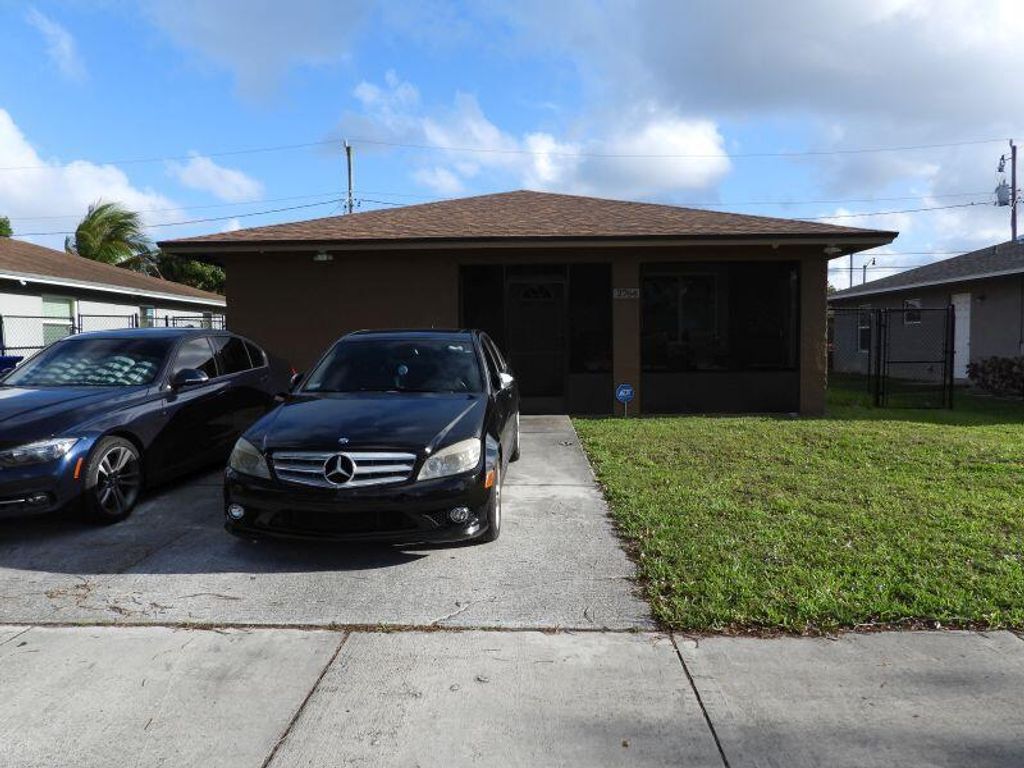 2764 NW 1st Court, Pompano Beach, FL 33069