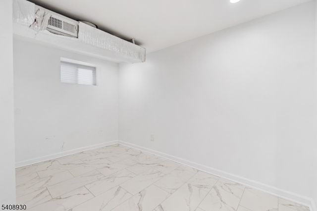 148 Freeman Ave, East Orange City, NJ 07018