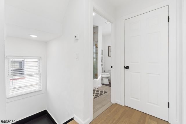 148 Freeman Ave, East Orange City, NJ 07018