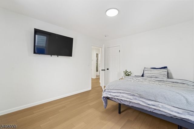 148 Freeman Ave, East Orange City, NJ 07018