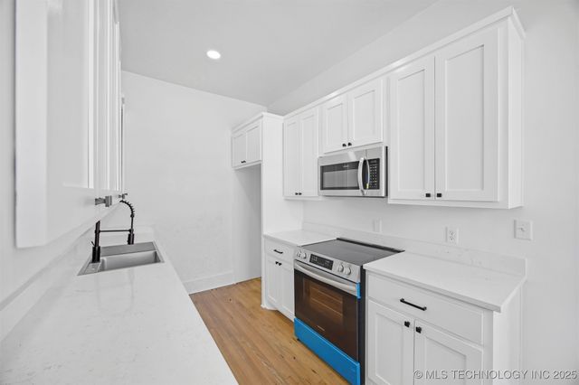 106 S A Street 3, Skiatook, OK 74070