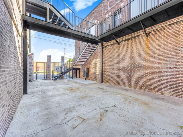 106 S A Street 3, Skiatook, OK 74070