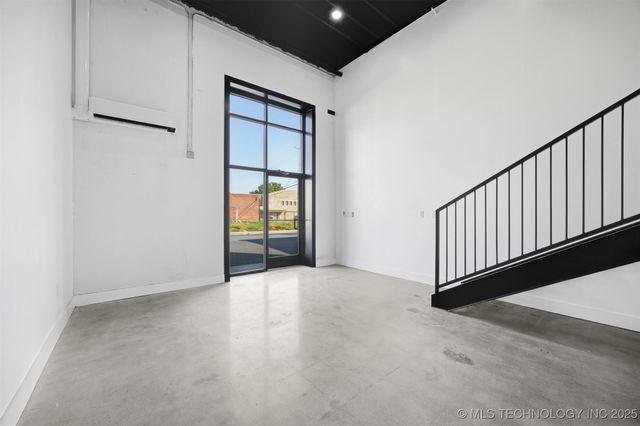 106 S A Street 3, Skiatook, OK 74070