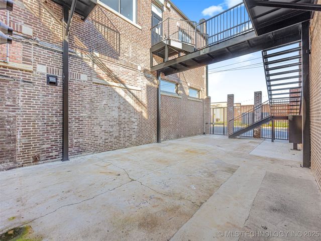 106 S A Street 3, Skiatook, OK 74070