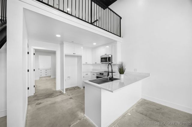 106 S A Street 3, Skiatook, OK 74070