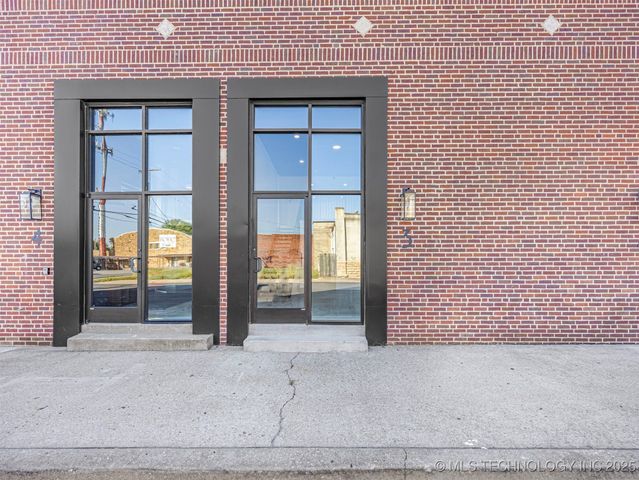 106 S A Street 3, Skiatook, OK 74070