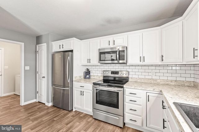 307 MAPLE DR, Hanover, PA 17331