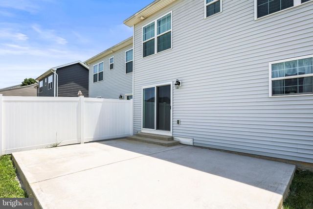 307 MAPLE DR, Hanover, PA 17331