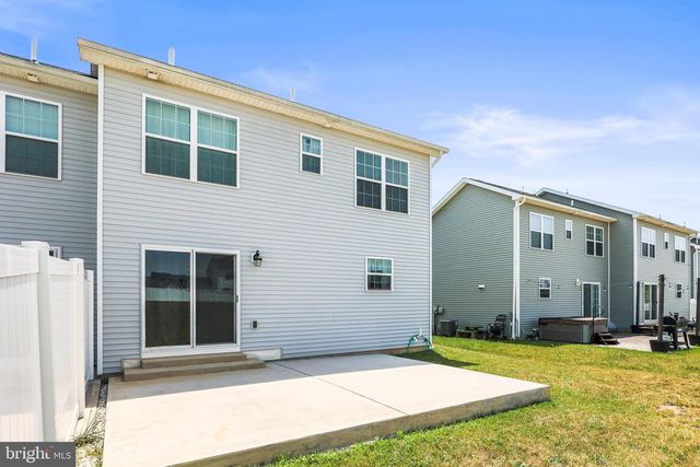 307 MAPLE DR, Hanover, PA 17331