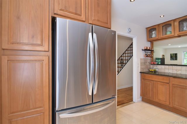 124 Texas Avenue, Bronxville, NY 10708
