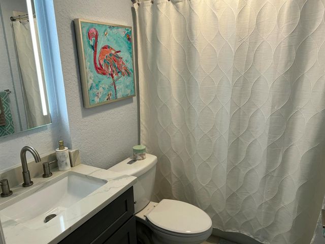 1805 N Flagler Drive 112, West Palm Beach, FL 33407