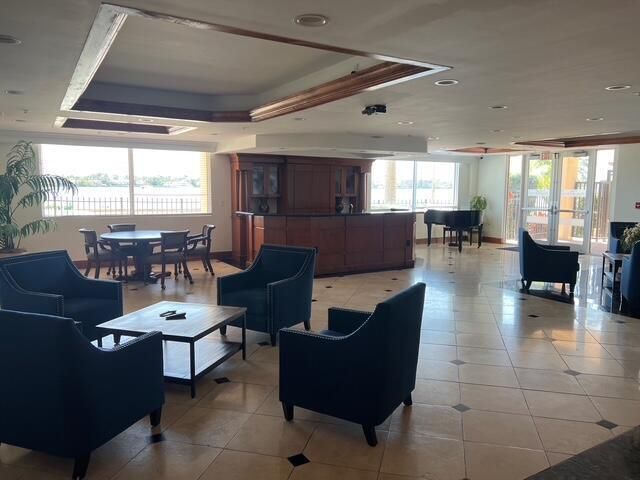 1805 N Flagler Drive 112, West Palm Beach, FL 33407