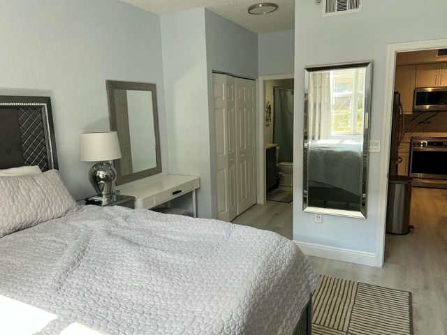 1805 N Flagler Drive 112, West Palm Beach, FL 33407