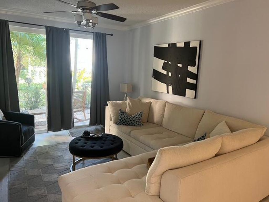 1805 N Flagler Drive 112, West Palm Beach, FL 33407