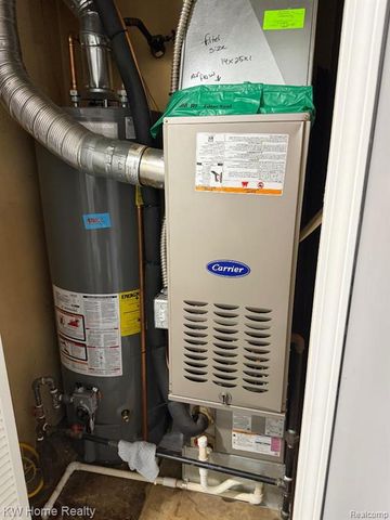 7505 Affeldt Street, Westland, MI 48185