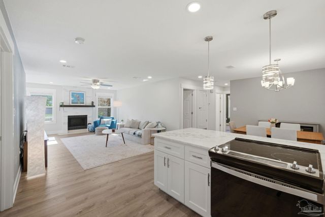 2844 Napoli Way, Gulf Breeze, FL 32563