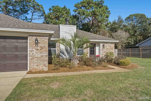 2844 Napoli Way, Gulf Breeze, FL 32563