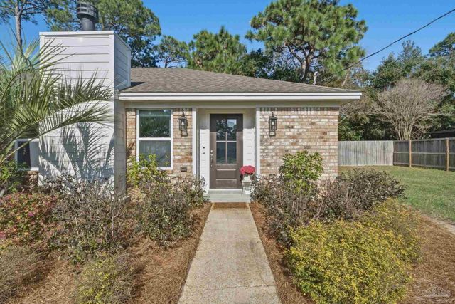 2844 Napoli Way, Gulf Breeze, FL 32563