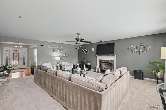 1342 Harting Drive, Florissant, MO 63031