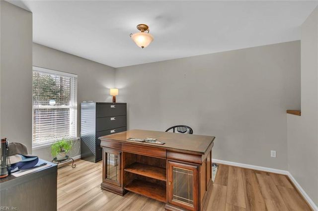 7056 Hunters Pointe DR, Gloucester, VA 23061